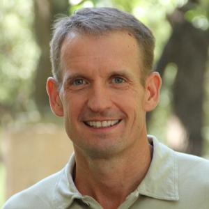 Theriault headshot