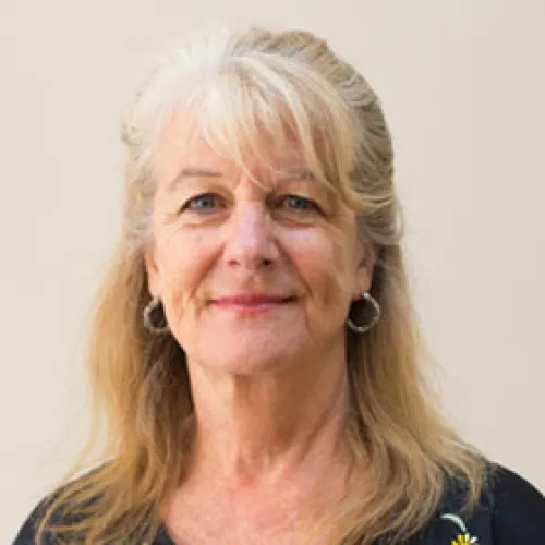 Anne Braseby Headshot